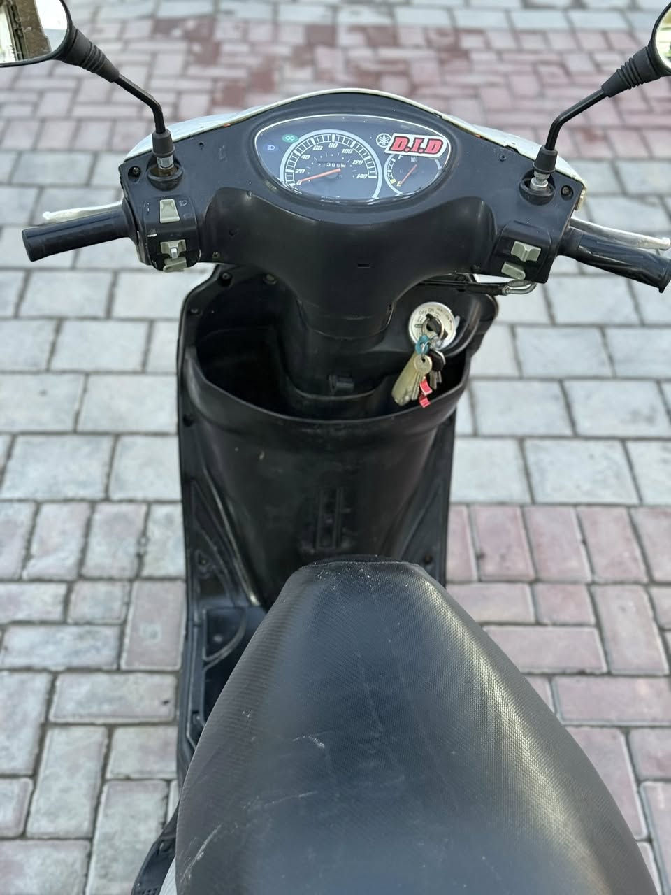 سلام عليكم
اكزز للبيع ياباني حساس ستاند بلادية الدراجة فقط الكفر بي ملاحظات عدا ذلك مكفولة كفالة عامة مكينة وكفر وكلچ بلادية 
للبيع السعر ٨٥٠ بيها مجال للشراي ! العنوان بغداد حي سومر 
الشراي يتصل ***********
