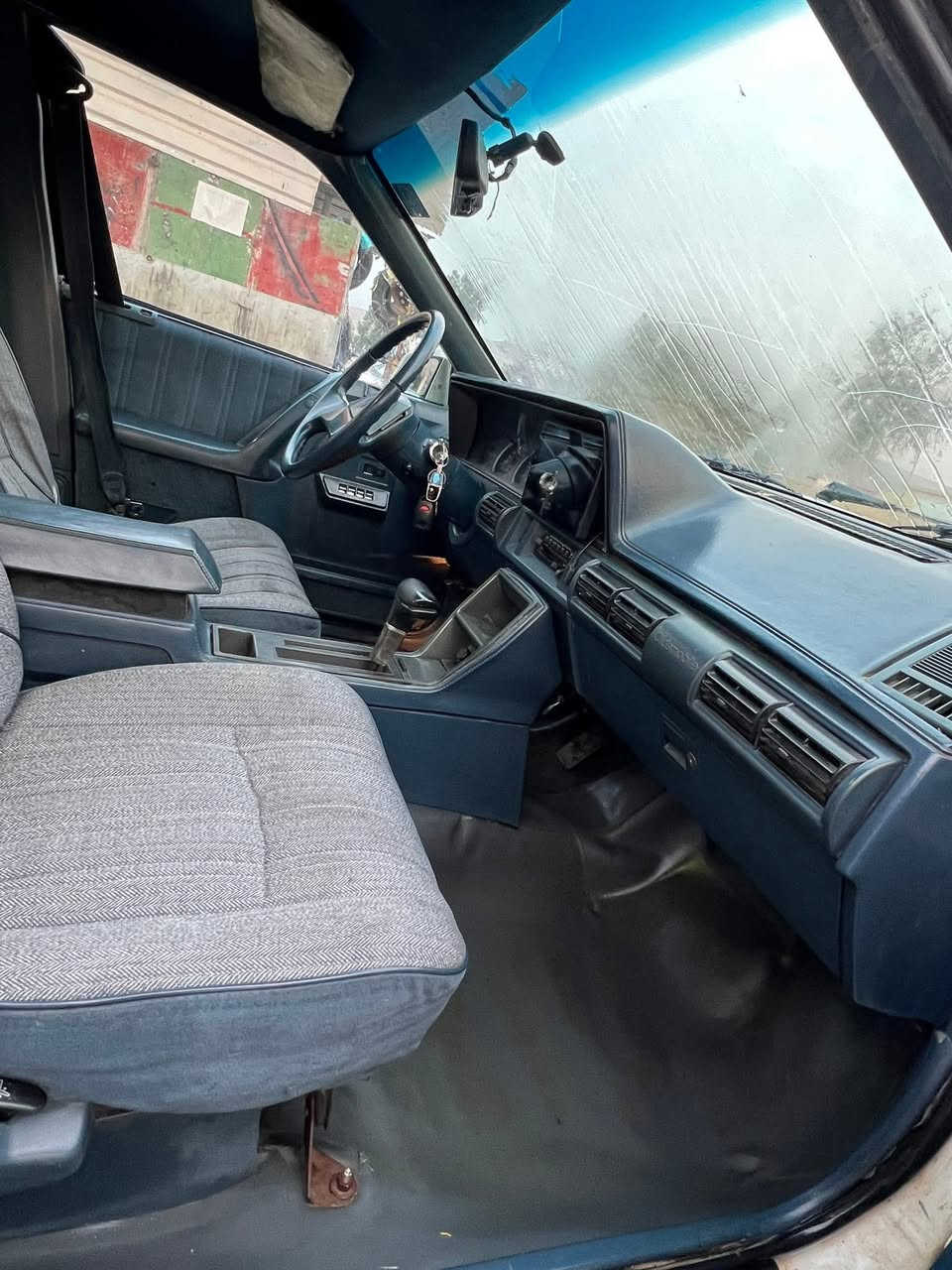 اولدز موبيل 1990 - رقم نينوى دولي سنوية 2030 تحويل مباشر
محرك گير تبريد تدفئه كهربائيات بلادي شرط 
قفل مركزي ابواب وصندوك - شاشة وكاميرا خلفية
طخم تاير وبطارية جديد - بيع مستعجل بدون مراوس سعرها 45 قفل قفل شراي اتصل 
***********
