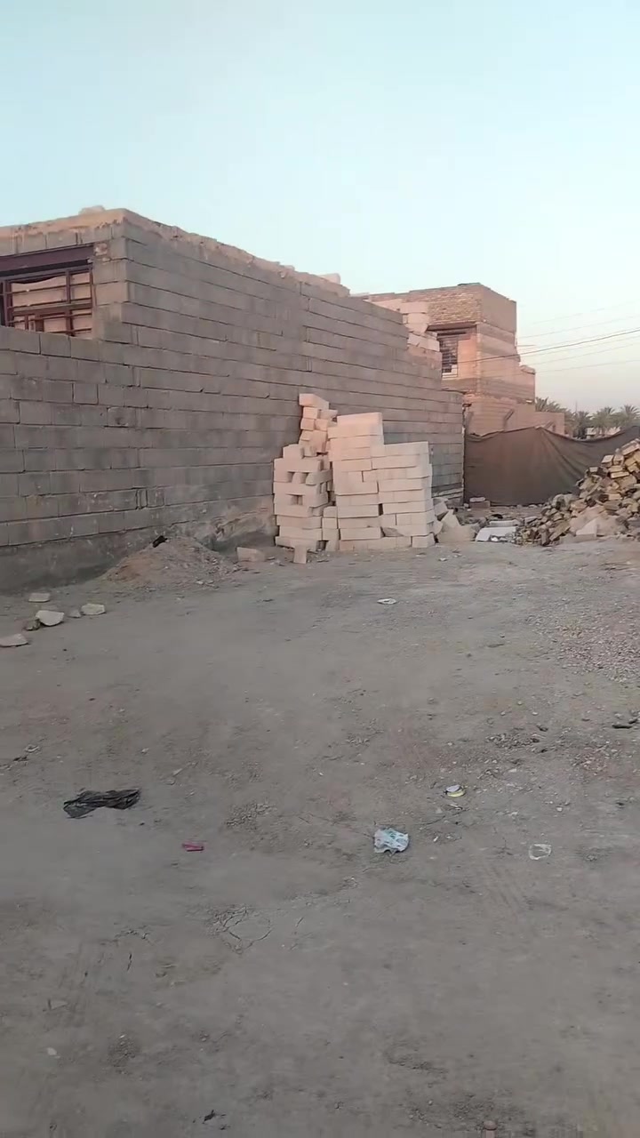 🏡 قطعة أرض للبيع – كربلاء المقدسة
📍 الموقع: منطقة السوادة – البزل الثاني

📐 المساحة: 100 م²

📄 نوع السند: طابو زراعي (سند 25)

💧 الخدمات: ماء وكهرباء متوفرة

📞 للاستفسار:(***********)
