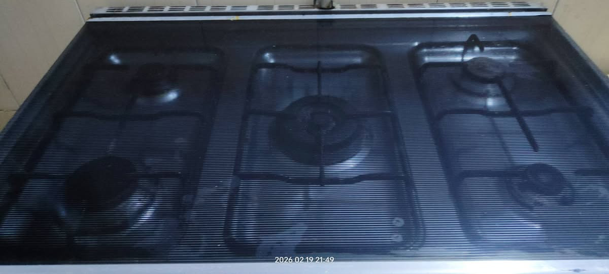 السلام عليكم طباخ مستعمل قيمه واخذه اسمه تكنو جاز من طباخات قبل العيبوب مالته العين  البنص تهيس يرادلها تنضيف متروسة دهن والفرن الشواية الفوك واكعد من طرف وشديناها بسيم والجامه الخارجية مال الفرن مكسورة فقط وحدة ضاله يرادله تنضيفة زينه يرجع جديد يخبل صار اسنين عليه


**إذا كنت صاحب هذا الإعلان وتريد حذفه لأي سبب، رجاءا أرسل رسالة إلى الدعم الفني**