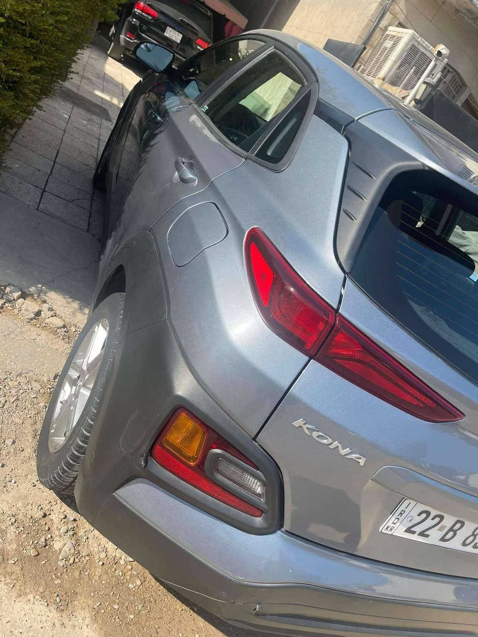 هونداي كونا  لون نفطي موديل 21  رقم اربيل باسمي  للبيع
محرك  2.000 دوش 
كير AT
دفع رباعي
رادار امامي 
قيادة ذاتية  وتحديد مسار ومانع تصادم
أنظمة قيادة ونظام منحدرات 
شاشة كبيرة ابل كار بلي واندرويد اوتو وكامرة خلفية
السيارة محرك وگير وتبريد وصدر كلة مضبوط وبيها منظومة زنون عالي وناصي 
السيارة ليبل واحد حادثها سطحي بدون تبديل ولا قطعة بيها البنيد مصبوغ وصبغ بباب خلف  السايق والصندوق 
السيارة موجودة في بغداد 
السعر 118$ وبيها مجال
***********
