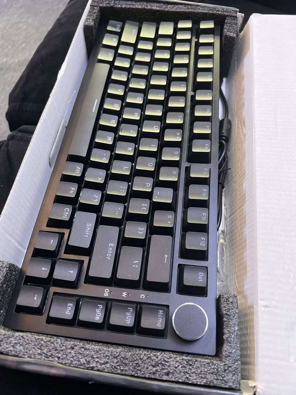 Ak ajzz 820
‎متوفر الآن 🌹


**إذا كنت صاحب هذا الإعلان وتريد حذفه لأي سبب، رجاءا أرسل رسالة إلى الدعم الفني**