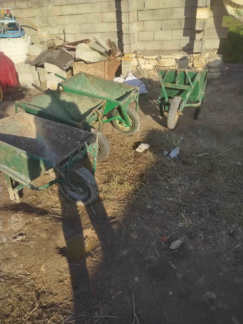 سلام عليكم ونج نجفي نضيف شوفت عينك جاهز نصب وشتغل 4عرباين ماطور شرط كارتون مكان وركاء خاص مغلق مغلق ستفسار الاتصال ***********
