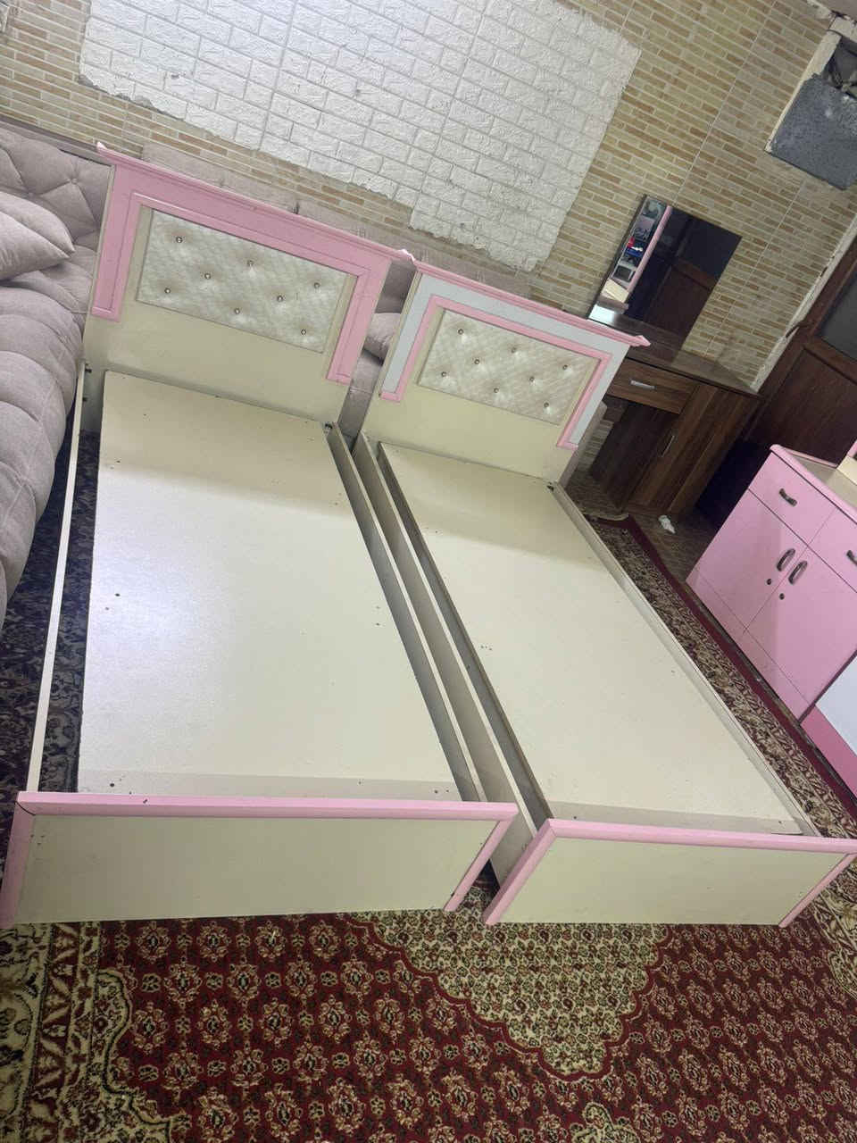 غرفه نوم للبيع كلش نضيفه الموشراي ياريت يرفع المنشور ‏‪***********‬‏
