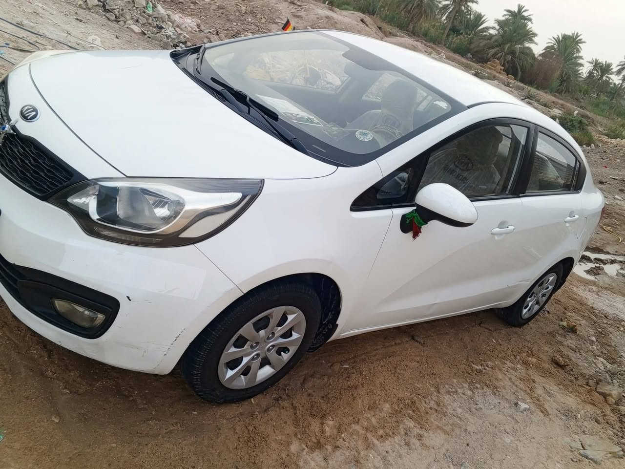 ريو م 13 مكفوله من ضربه وتبديل وصبغ بيه باردات شوف العين وجراد ع قماره خفيف گير مكينه ع شرط رقم قادسيه سنويه نافذه من سنت 23 ترهم مراوس سعر 90 مكاني نجف ابو صخير رقم /***********
