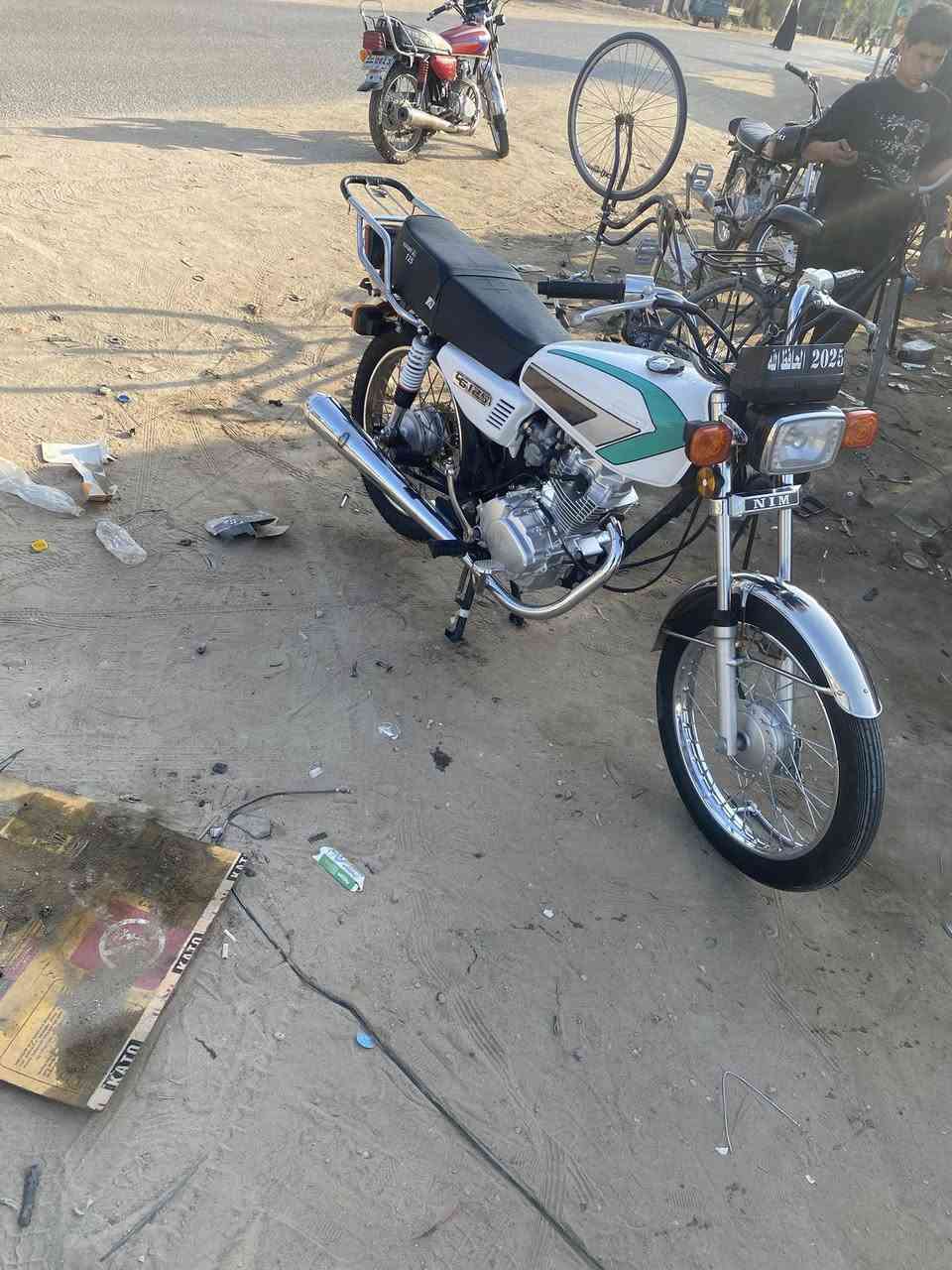 للبيع دراجه امتياز أوراق موديل 25 بيع مستعجل سعر 550 ?***********
