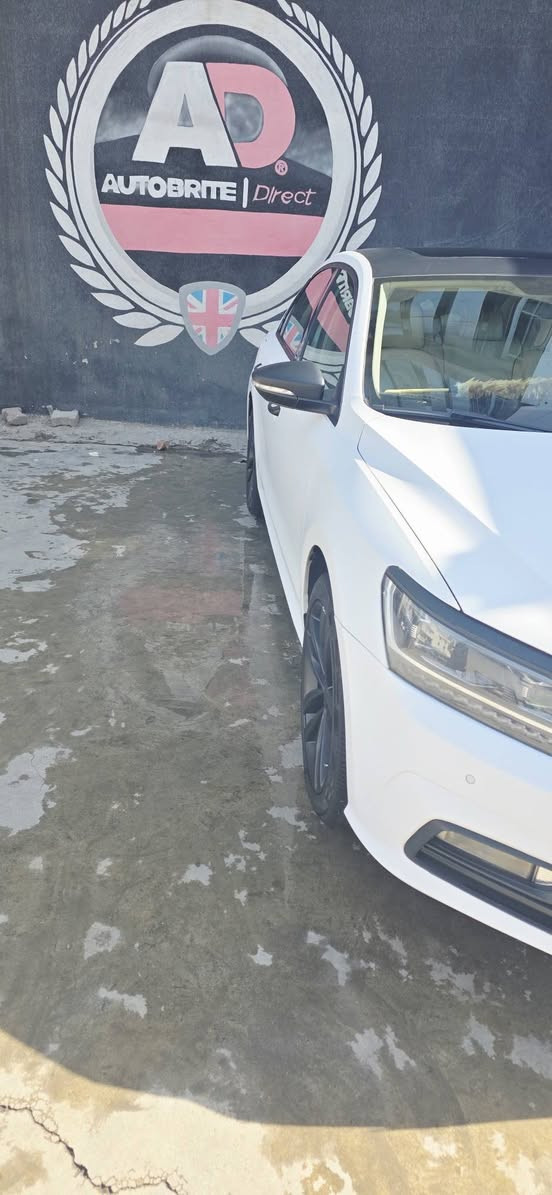 السلام عليكم
باسات 2018 محرك2000 تيربو 

السيارة فول مثل ماموضح

كير ومحرك شرط

السيارة بيها قطعتين مقدمه البنيد ضربه جدا خفيفه وباب السايق شي قليل جدا هم وكلشي راجع تمام

السياره ماشية 91 الف ميل

عليها أدامة كامله ومال بيت سياره حيل نظيفه وعليها تغليف لونين ابيض والسقف اسود بي ضمان 5 سنوات 

#مكان السيارة كركوك

#مطلوب عليها165


**إذا كنت صاحب هذا الإعلان وتريد حذفه لأي سبب، رجاءا أرسل رسالة إلى الدعم الفني**