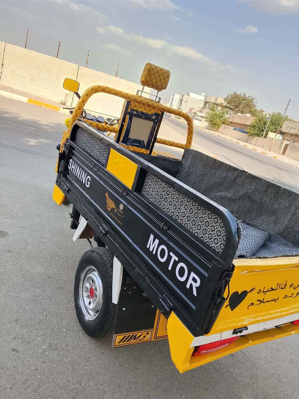 سلام عليكم شباب ستوتة 21
ستوتة مكفولة كفالة 21 كهربائيات شرط اوراق كاملة السعر مليون و 400 وبيها مجال غير متواجد ع فيس هاذ رقمي ***********
