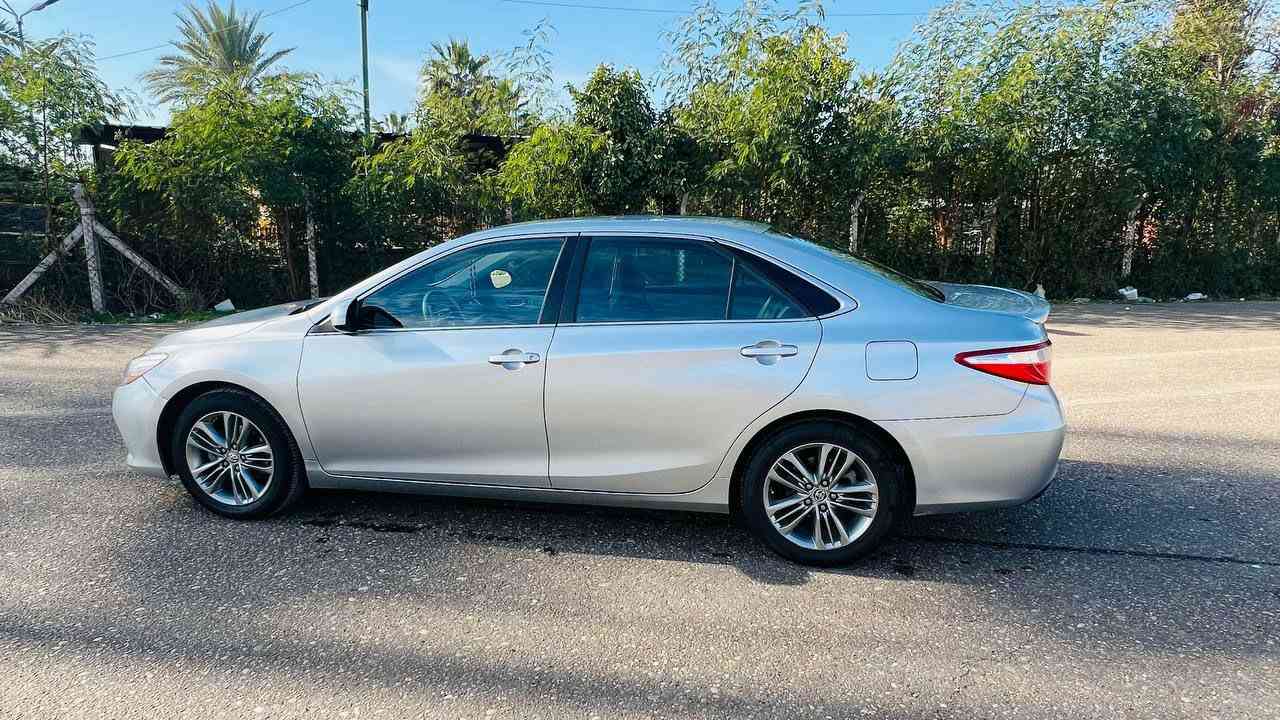 من رخصة الادمن المحترم
سيارة للبيع 
_نوع السيارة تويوتا كامري
_موديل السيارة 2016
_وارد امريكي
_اللون سلفر
_حجم المحرك 4 سلندر 2.5
_مواصفات se
_تحكمات ستيرن جهتين
_لايت زينون 
_السيارة مغلفة بالكامل
_كامرة خلفية 
رقم سليمانية باسمي تحويل اي غرامة علي
_تدفئة _تبريد شرط
صدر شرط 
السيارة على ايدي بانزين ودهن
_ضرر السيارة البنيد مبدل ومصبوغ جاملغ جهة السايق مبدل بلادي بدون صبغ او دواخل الباقي سليم بدون ضرر
______________________________

_المكان صلاح الدين قضاء الضلوعية
للاستفسار اتصال او واتساب عالرقم 
***********
السعر عالخاص ❤️‍🔥
