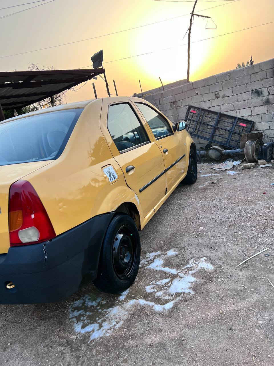 رينو للبيع 2010
مكينه وكير مكفول
حداديه جديده
كهربائيات كلها شغاله 
سنويه جديده لل 29 ورقم انكليزي جديد
مصفره  ب اسمي مكان السماوة
***********
