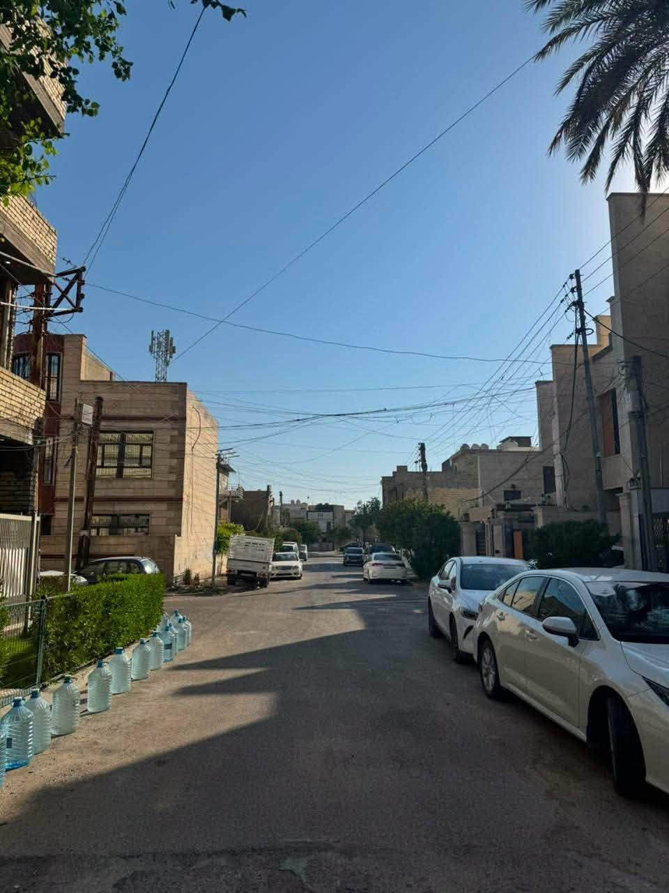 اعلان ●○● للبيع

بيت مساحه 《١٠٠ متر  》سنه البناء 《٢٠١٤ 》
الواجه 《٥ متر 》النزال 《٢٠ متر 》عرض شارع 《١٢ متر 》
الموقع حي الجهاد الاطباء بالقرب من خدمي مطار بغداد
محتويات البيت ¿¿¿¿
《٣ غرف نوم》《 ٢ خدمات》《 صاله ضيوف 》
《مطبخ حولي 》

للاستفسار مراسلة الصفحة او الاتصال

على الارقام واتساب

☎️ ***********

☎️***********

زورو موقعنا ((مــكتــب بــاب الحــارة)) في حي الجهاد مقابل ((جامـــع النــور))ومجاور(( الاطباء والخارجيه)) يوجد كافة العروضات وكافة المساحات للـــدور والاراضـــي
بإدارة 《《السيد ابو انس 》》🇮🇶🇮🇶
《حساب تيك توك 》
https://www.tiktok.com/@bab_alhara87?_r=1&_t=ZS-97SPWBaRC5c

《《موقع المكتب 》》
https://maps.app.goo.gl/6xEom8mKepEY5pcb6?g_st=ac
