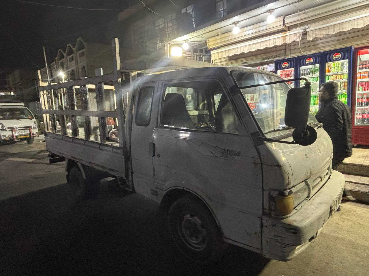 كيا بنكو ١٩٩٥
رقم جديد بغداد ، السيارة بأسمي مكفوله 
تحويل ثاني يوم 
( غير متواجد على الفيس بوك ) 
الرقم ***********
