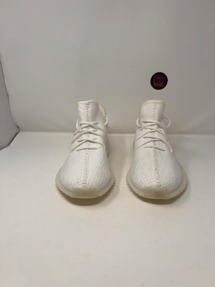 متوفر ✅
Adidas yeezy 350
الحجم:45(29سم)
الوصف: باله فيتنامي نظافة 💯، بدون وزن وفوم مريح جدا 

السعر:  30  الف دينار عراقي.

🚚 يوجد توصيل لجميع المحافظات وجميع المناطق في العراق

ادخل انستا شوف القطع القويه المتوفره 
https://www.instagram.com/hermes.storex?igsh=MTQwdWQ4OTZ1YmxoMg%3D%3D&utm_source=qr


**إذا كنت صاحب هذا الإعلان وتريد حذفه لأي سبب، رجاءا أرسل رسالة إلى الدعم الفني**