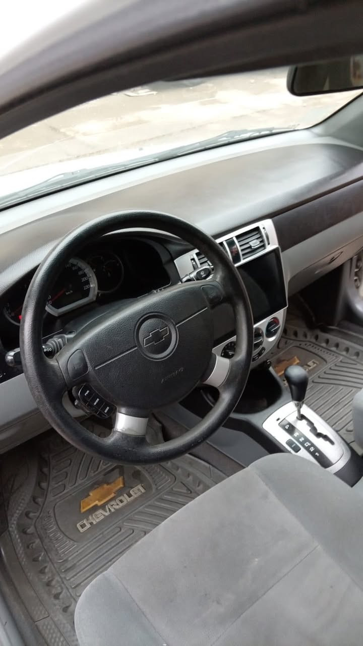 أوبترا موديل ٢٠١٣ بيها جاملغ امامي مبدل فقط  بيها بارد مكاني بغداد راشديه بسمي مكينه كير تبريد حداديه مكفولات 
السعر ٨٨ 
***********
