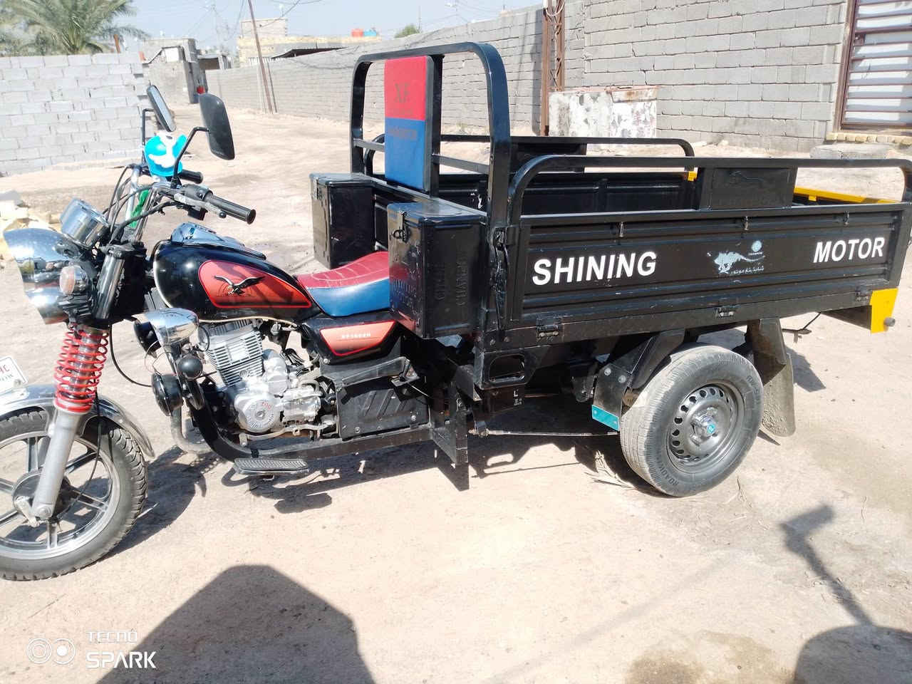 ستوته فحل للبيع موديل 23 اوراق بيها محرك 200 الستوته كامله كالنقص ما بيها السعر مليونين و600 رقم الهاتف 077 211 94671
