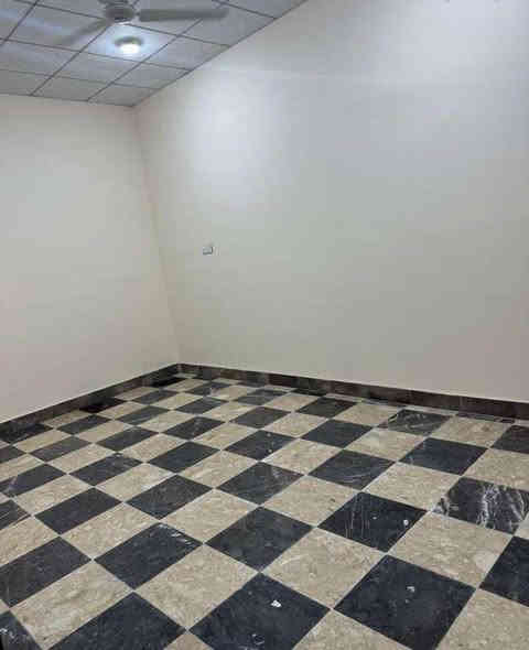 شـركه أنـوار الجـزائـري للأستثمار العقاري 
شقة مكتبية للأيجار في بريهة
طابق ثاني من ضمن بناية 
العنوان / شارع الاستقلال📍
المساحه / 125 م 
يحتوي على : 2 غرف + استقبال + مطبخ 
+ صحيات
سعر الأيجار / 750 الف    
تصلح للشركات المجازة رسمياً والمكاتب
للتواصل : 
***********
***********
***********
