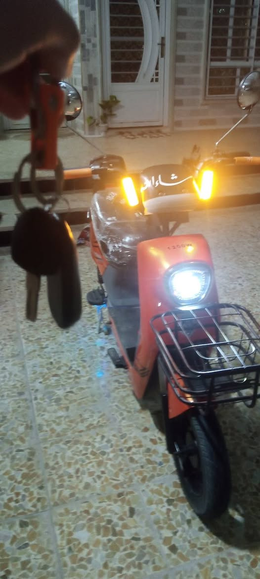 ماطور شحن اللبيع ماطور نضيف ماصرلي شهرين من شتريتو لايت اشاير بيي بصمتين اشراي يتصل  الرقم ***********
