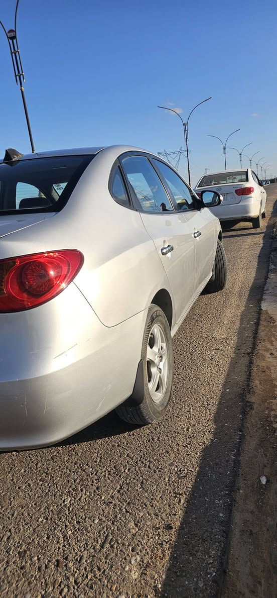 السلام عليكم   
النترا 2011   رقم اربيل سنويتها  5/14 تسقط يعني بعد شهر ونص للبيع نقد فقط اعتذر عن الاقساط
كامله صدر جديد محرك جديد شرط
ابيع عل فحص بعد الفحص فحم تمام 
 شرط تحويل وغرامات
العنوان  صلاح الدين بيجي شارع 30
الموديل 2011
اللون سلفر
محرك 1600
السعر 110 $
بدون معجون بدون صبغ فقط بارد في الجاملق  الي خلف السايق 

ملاحظه ما متواجد عل فيس قليل دائماا الاتصال
***********
