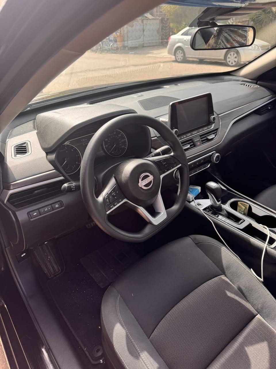 عندي 2024 موصفات s v ماشي 22 ميل حاثها ربع بونيت وجاملغ تبديل تجاري ورقم كاثي وباقي مدات ترقيم 50 يوم وسعر 145 وبي مجال عنوان سياره كركوك  لون اسود  ***********
