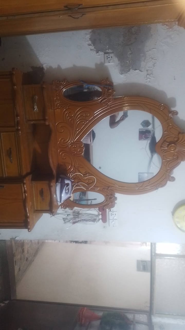 غرفه لبيع ام الاربعه مستعجل علئ البيع مدينه الصدر قطاع ٤٨ وهذا رقمي *********** ابو يوسف

