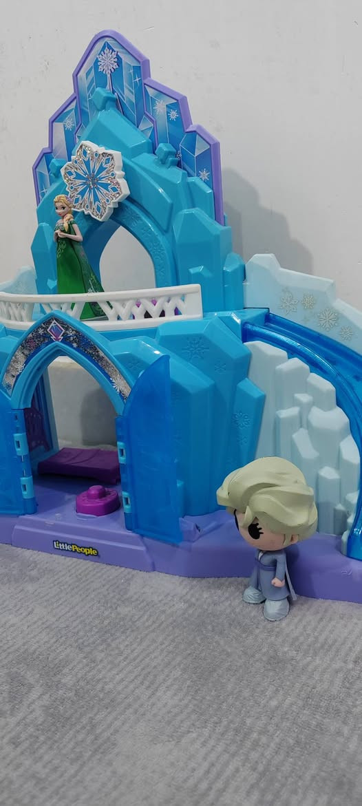 وزن ثقيل والحجم كبير
السعر مع المجسمات ب١٠


**إذا كنت صاحب هذا الإعلان وتريد حذفه لأي سبب، رجاءا أرسل رسالة إلى الدعم الفني**