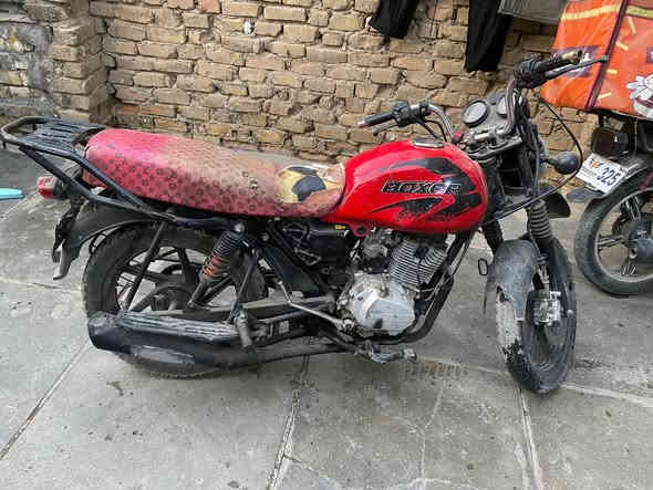 سلام عليكم درجة بوكسر مديل 2022 رقم وسنويه 🪪 رقم قادسيه (ديوانيه) مشروع وطني تحويل باي مكان دراجه بيه مكينه مال يرانيه مديل22 دراجه شغل وطلع وين متريد بس يحتاجله ترتيب اكفل تحويل شوكت متريد سعره750 الف مكاني بغداد الشعب (***********)
