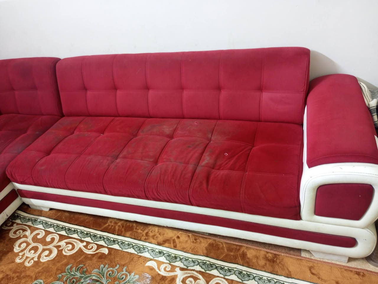 سلام عليكم 2 قنفات للبيع شراي يجي خاص سعر 350بي مجال رقم ***********
