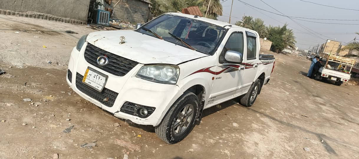 بيكم كريت ويل موديل 2012
لبيع مكينه وكير وشاصي وحداديه وتخم تاير مكفول مكفل كل شرعيات السيارة 
السعر ٥٥ وبيه مجال قليل حك الجيه 
مكان السيارة نجف حي العسكري اتصل ع الرقم***********
***********
