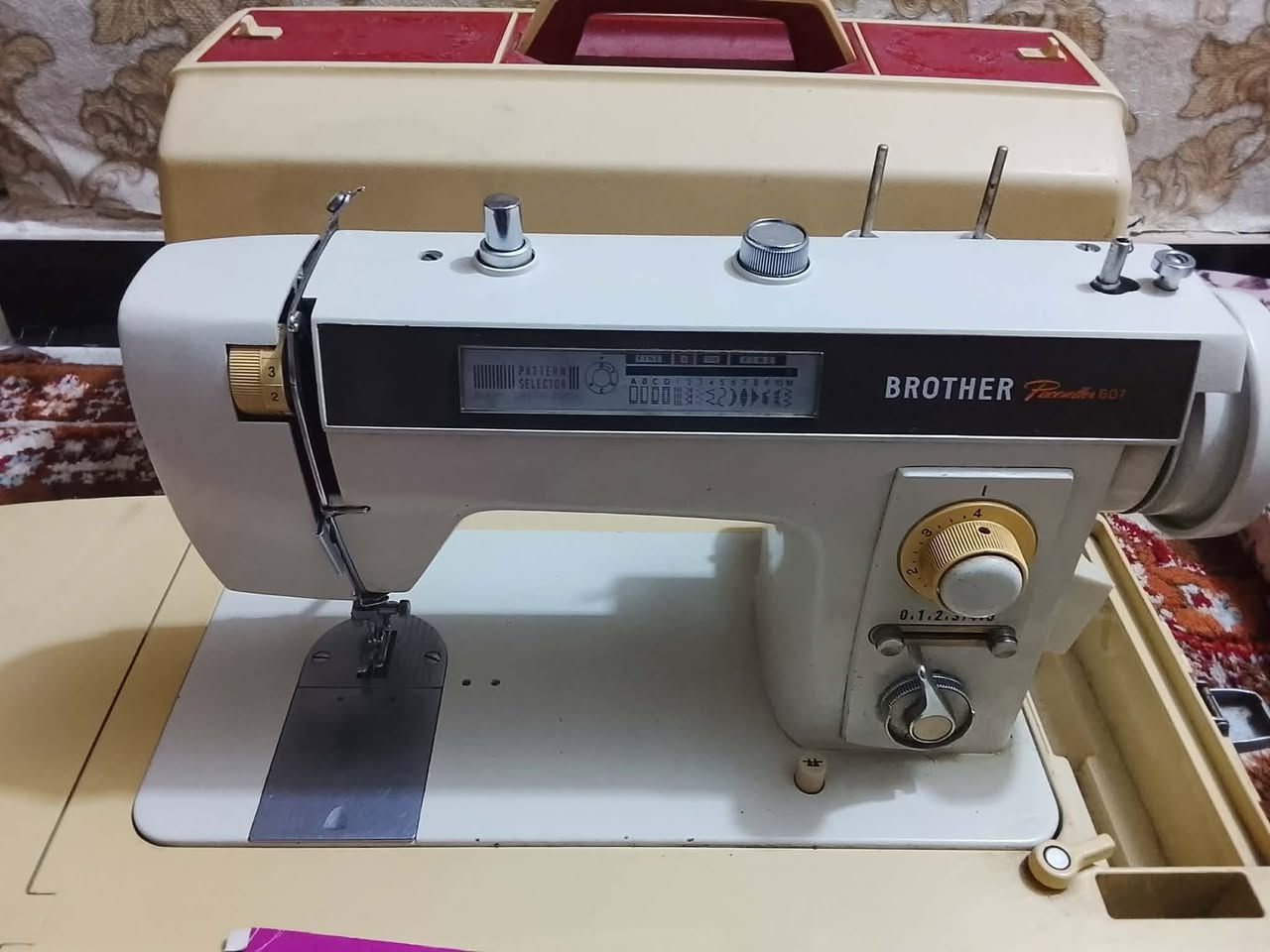 مكينه برذر اخت الجديده كلش نظيفه شخط مابيها السعر 225. وبيها كتلوك وعلبه وماطورها ودواستها الاصليه للحجز خاص يوجد توصيل للكافه العراق للحجز خاص


**إذا كنت صاحب هذا الإعلان وتريد حذفه لأي سبب، رجاءا أرسل رسالة إلى الدعم الفني**