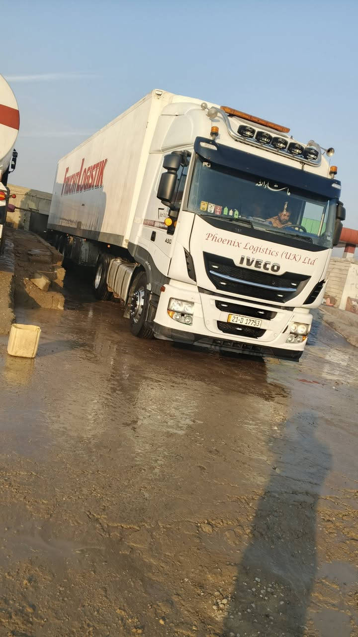 البيع مكلف بلنشر 
‏‪***********‬‏
مكان سياره ديالي. بعفوية
