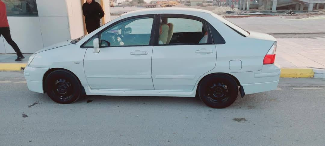 سازوكي ياباني الينا موديل ٢٠٠٥ محرك ١٨٠٠ رقم دولي مميز بدون ضربه صبغ شي قليل مكينه ستوني شادها جديده كير جديد ستوني شاده تخم تاير جديد مكان سيارة ذي قار
السعر55 ورقة وبيها مجال
***********
