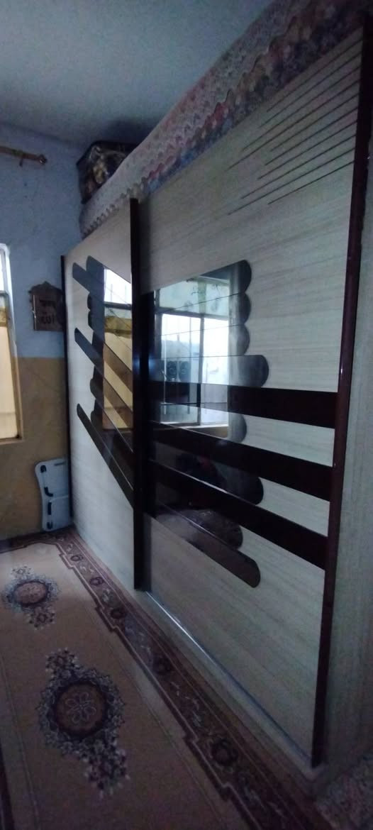 غرفة نوم للبيع تركي ثقيل سعر الغرفه 450 او بي مجال للتواصل معا صاحب الغرفه مكلف بل نشر. ***********
