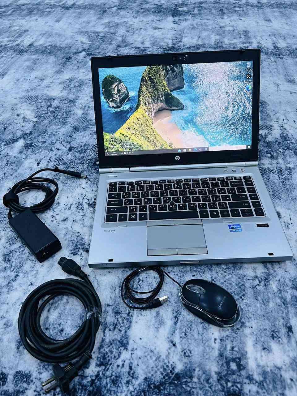 للبيع لابتوب Hb
⚙️ Core i5
💾 SSD 477GB الذاكرة   
🧠 RAM 4GB
🪟 Windows 10 Pro
⌨️ عربي/إنكليزي
✨ نظافة 100%

كامل ملحقاته 📦
شاحنة بلادي + ماوس 

السعر: 115 ألف فقط 🔥🔥
اتصل وتدلل ***********

عنوان : مكتب عمران ال قيس /الحويجة - شارع الحلاقين - مجاور مكتب اللقاء
