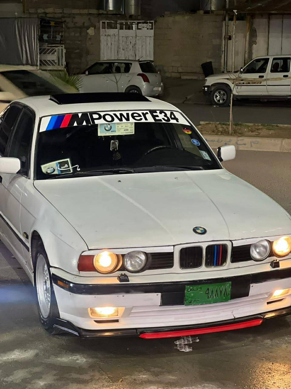 سەرەتا بەناوی خوای گەورە BMW 520  دیجیتال مۆدیل ٩١ئارم پلاستیک هەولئر بەشەرتی ئارموو ئەوەلیات دوو جام کارەبا قفل مەرکەزی Abs  تەبریت ساردوو گەرم  گئرو مەکینەی بە شەرت توندو تۆلە کوشین کامل جلدی بۆ کراوە ناو داخلی گلەی لەسەر نیە  گئچەکانی کامل ئیش دەکا کارەباهی کامل مەزبوتە بئ لئدان پئشوو پشتی کەپسە بئ لئدانە سبووغی بیلادیە سئ  پارچەی پئشی سبووغە بئ ناو گرتن سەحری خوار هەموو بازار ٣٧  مەجالئکی برایانە ئەوەش رەقەم تەلەفون  
  ادمین گیان وە ری گره سوپاس
*********** 
تیبینی ٸە وە رە قە می ساحیبی تە لە فۆنی بۆ بکە ن أربيل, العراق
