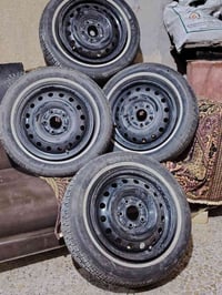 تخم ويل حجم 15مع تايرات جدد صالهن اقل من شهر تايرات البيع 07874513081