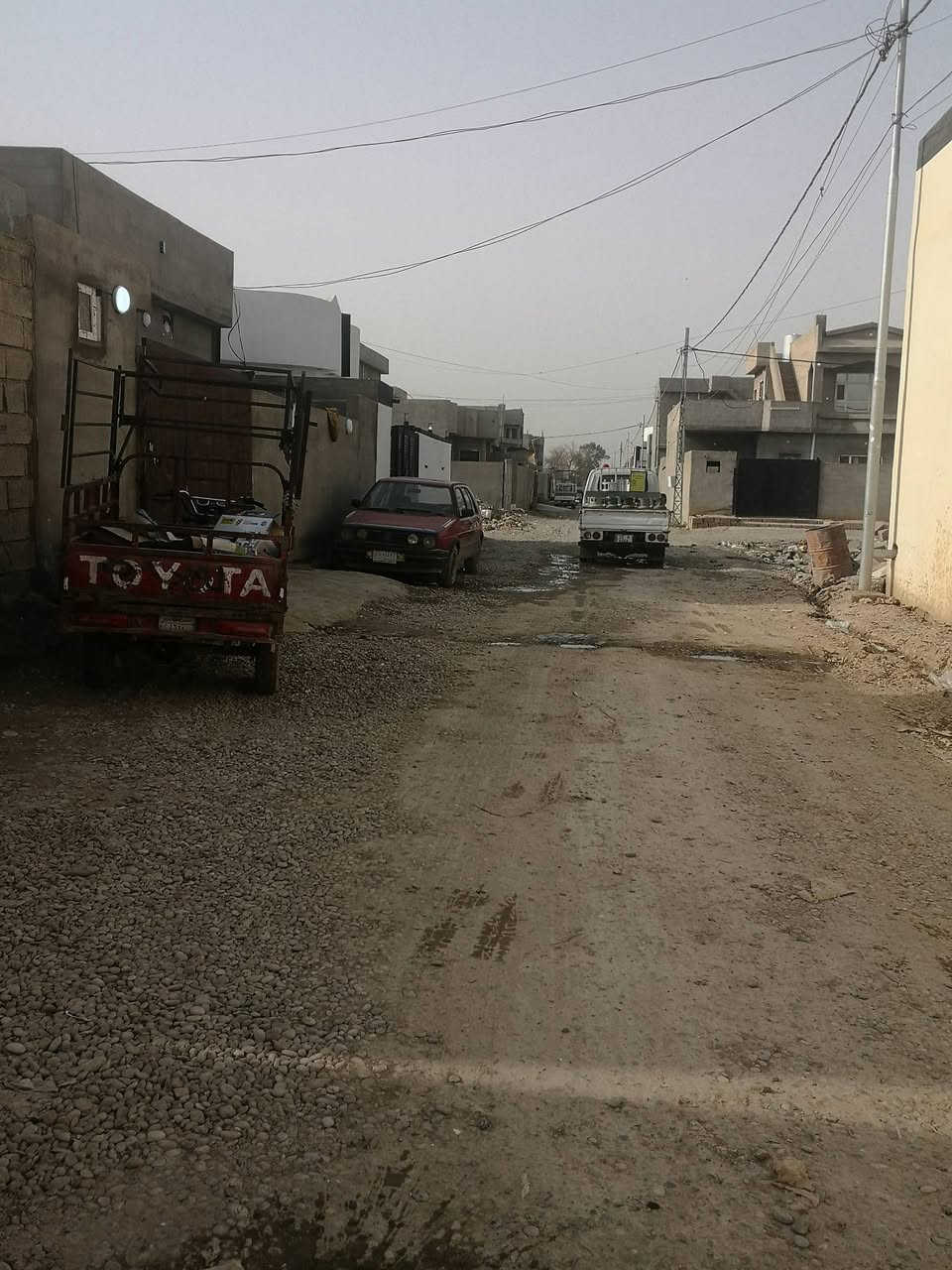 هيكل لبيع قرفتين وهول ومطبخ وربعه مساحت القطعه 100متر طابو زراعي الموقع كاع نجم الجحيش يبعد عن حولي العسكري 50متر الرد عبر***********
