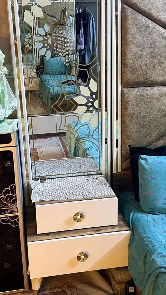 مستعمله للبيع مستعمل البيع 
غرف نوم تركي 🇹🇷🇹🇷 اصلي أسعر جوه سوك 
500بيها جمال شراي


**إذا كنت صاحب هذا الإعلان وتريد حذفه لأي سبب، رجاءا أرسل رسالة إلى الدعم الفني**