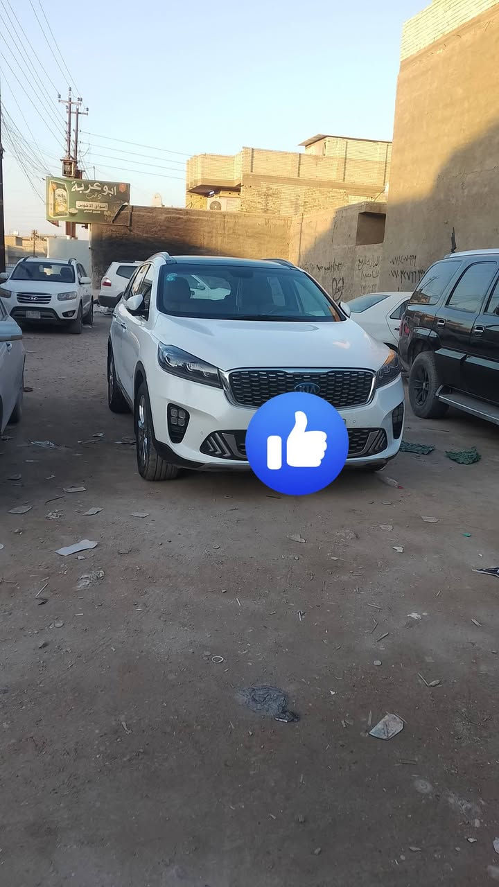 سورنتو  2020 خليجي  بيه بارد بالصندوك والباب الخلفي عكس السائق  بانورامه 6 سلندر بأسمي  ***********
