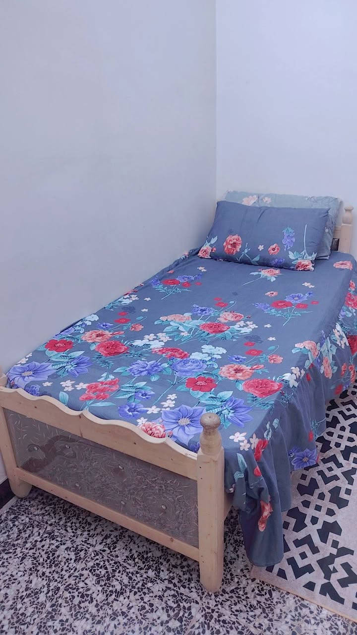 جربايه خشب ام نفر جديده عرض ٨٥ طول مترتين مكان حي اور


**إذا كنت صاحب هذا الإعلان وتريد حذفه لأي سبب، رجاءا أرسل رسالة إلى الدعم الفني**