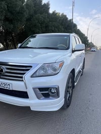 ٢٠١٤ • محرك V8 • ١١٣ الف