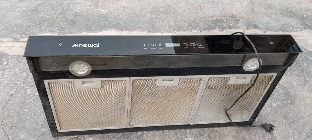 غراض للبيع العنوان نجف شارع المطار كلهن شلع 165 هذا رقمي *********** النجف, العراق
