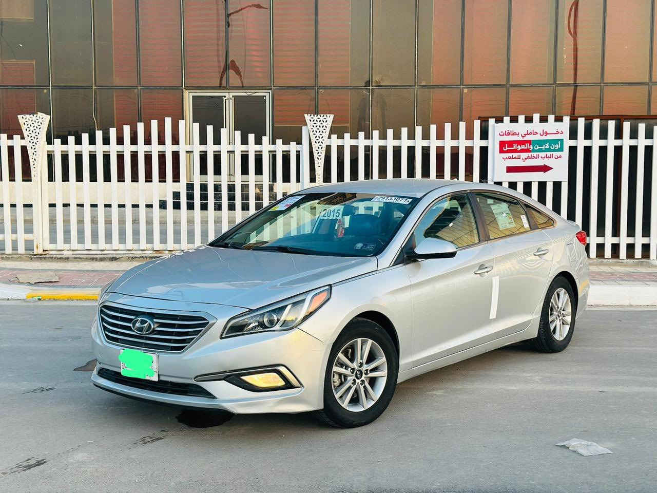 السلام عليكم
هونداي سوناتا 2015 حره تحويل مباشر ذي قار وارد أمريكي حادثها مقدمه البنيد صبغ بدون ضرر داخلي وبدون ايرباك  والباقي مكفول صبغ تبديل محرك كير حداديه تبريد شغال كلشي جاهز حجم المحرك 2400 موصفات شاشه كامره تحكم استيرن ويل كب ايكو كشن كهرباء  السعر 123 وبيه مجال مكاني ناصريه الاتصال ***********

