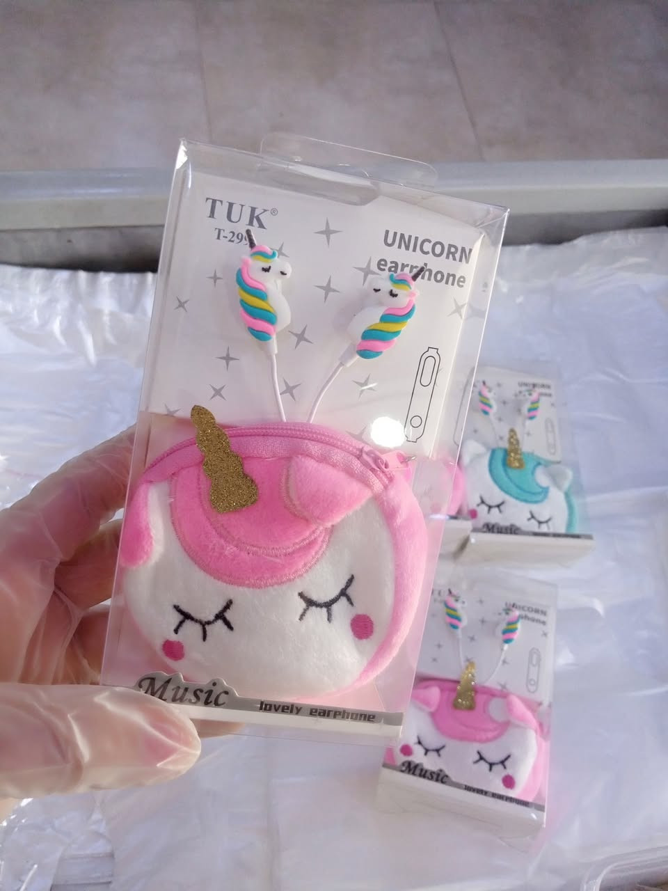 هيتفون بناتي و ولادي  جميل  
فقط 4000
يوجد توصيل داخل وخارج المجمع
للحجز والاستفسار التواصل على الخاص


**إذا كنت صاحب هذا الإعلان وتريد حذفه لأي سبب، رجاءا أرسل رسالة إلى الدعم الفني**