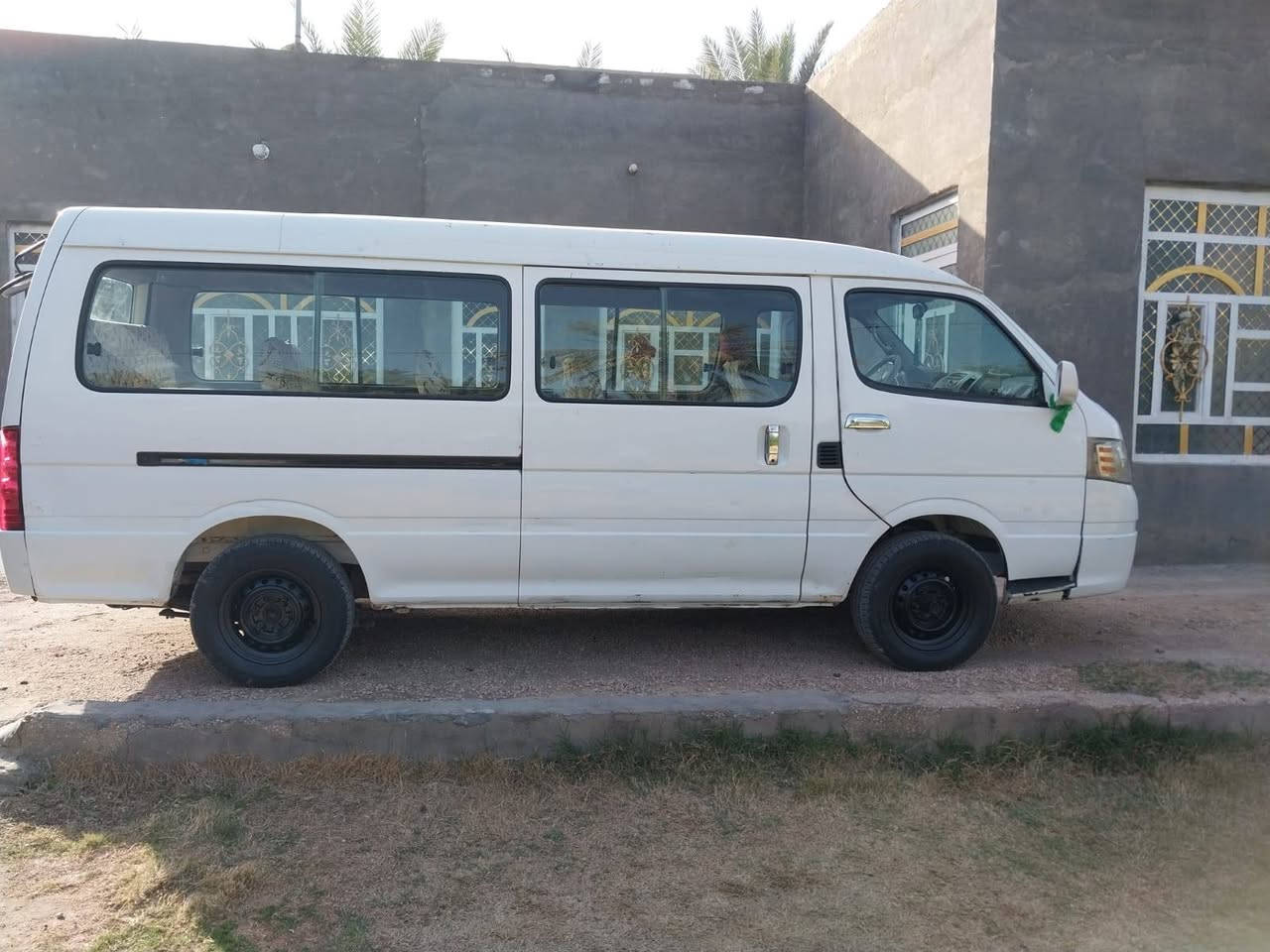 سلاام عليكم جنبي ناصي للبيع موديل 14 سياره جاهزه سنويه الحد 27حداديه جاهزه تخم تاير  مكينه جاهزه لا تنقيص ولا تبخير العنوان بابل نادر السعر 80وبيها مجال
تصال بل رقم ***********
