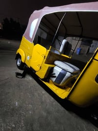 تكتك 2021  البيع سعر 8٫000 بيها مجال رقم هاتف 07717678240