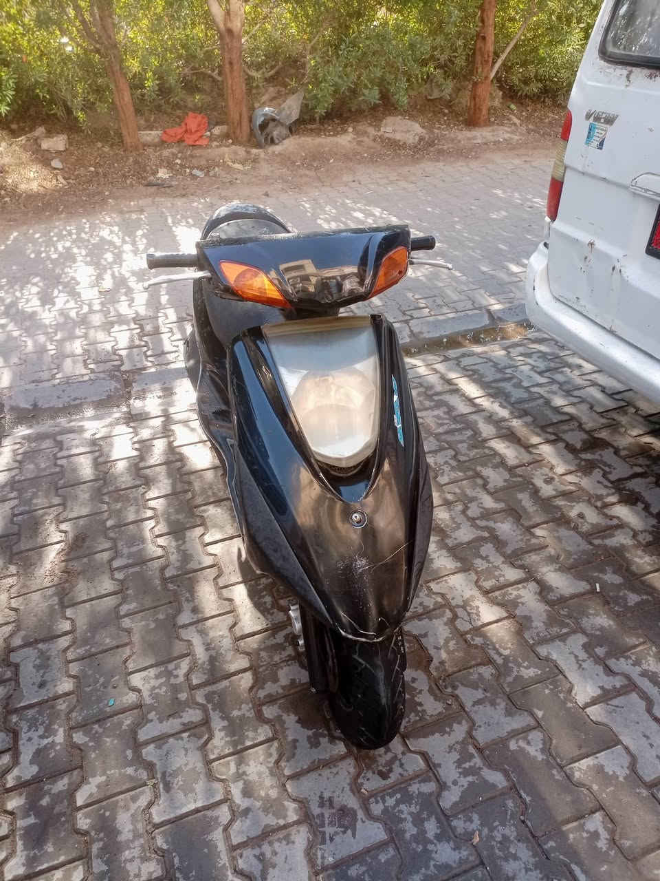 السلام عليكم للبيع دراجه بريز نوزل الدراجه كفاله عامه مكينه برغي مناقصه بلاديه تأخذه من الباب كله كامله كهربائيات كله شغاله أوراق كاملة مكاني بغداد العطيفيه 550 وبيه مجال للشراي هذه رقمي *********** اتصال فقط
