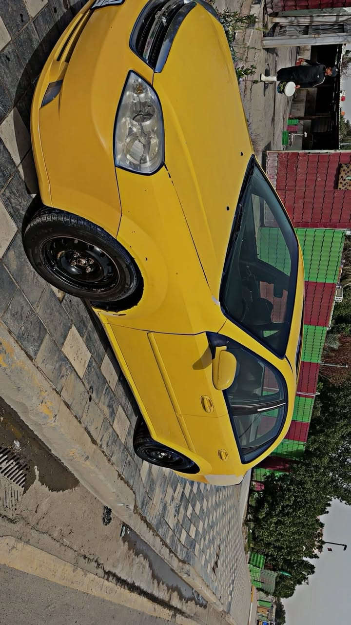 اوبترا موديل 2009 خليجي بيها جاملغ يسار مبدل والتبريد شغال بس بي صوت والجاملغ الخلفي الايسر بي ضربة خفيفة مبينه بالصور. رايدها بـ 60 وبيها مجال العنوان بغداد 

***********
