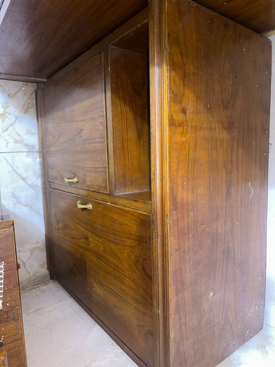 غرف نوم مستعمله للبيع صاج عراقي ***********

