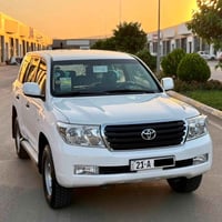 لاندكروزر • ٢٠١٠ • ٢٣٠٠٠٠ كم