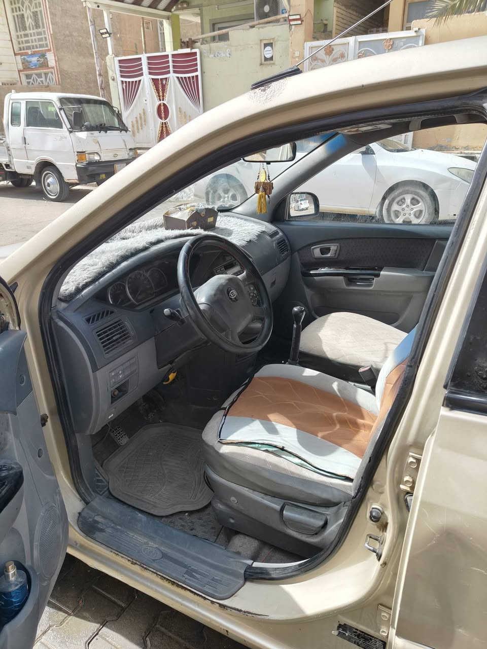 السلام عليكم
كيا كارنز سبعه راكب موديل2006 محرك 1800 بيه خياسات وصبغ بنيد مجاملغ بدون دواخل مكفوله سنويه مجدده 30 وباسمي كير عادي محرك نظيف مكاني نحف والسعر 65 ورقه 
***********
